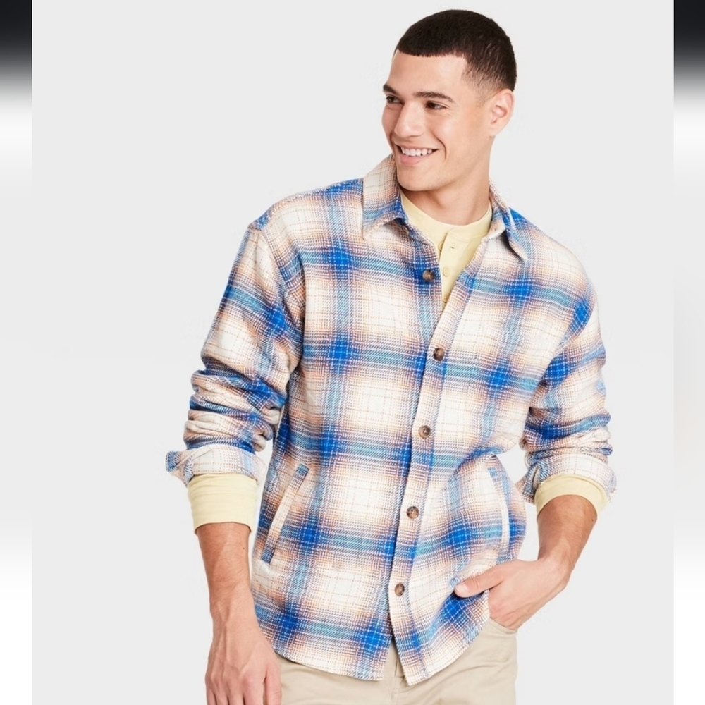 Men's Heavyweight Flannel Long Sleeve Button-Down Shirt - Goodfellow & Co Sm